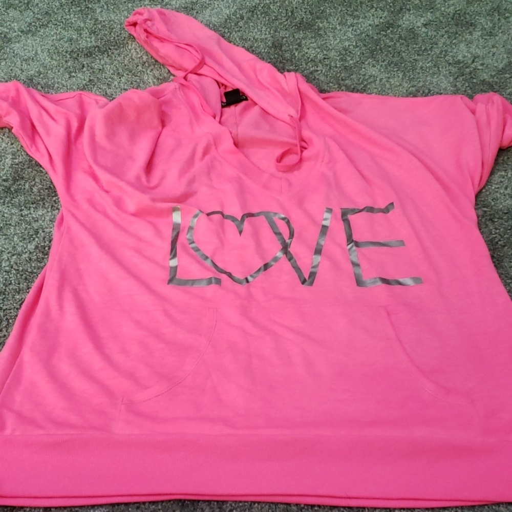 Hooded short sleeve sweatshirt